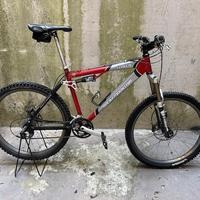 MTB ROCKY MOUNTAIN SLAYER DA 26"