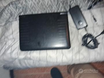 lettore dvd portatile audiola ben tenuto. funziona