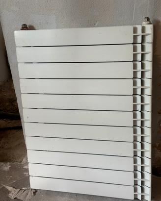 Radiatore termosifone alluminio bianco 11 elementi