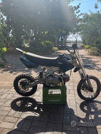 Pit bike 125
