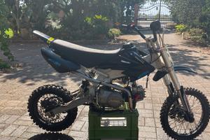 Pit bike 125