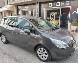 Opel Meriva 1.3 CDTI 95CV ecoFLEX Cosmo NEO 2013