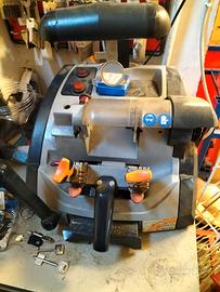 Due Duplicatori chiavi silca e fornitura chiavi