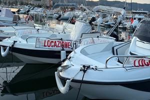 Trimarchi 57 S Pro 2025 con Mercury Pro 40/70