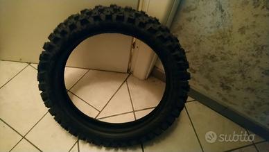 gomma posteriore motocross