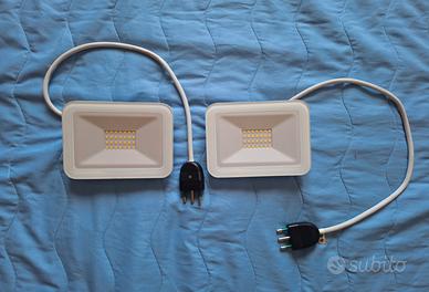 Fari led  marca "Lyvialed"