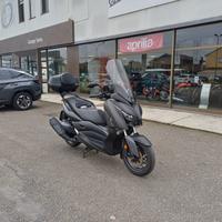 Yamaha X-Max 400 SH12 A 01