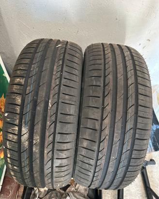 Pneumatici  215/50 R17 NUOVI