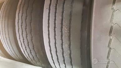 Gomme per autocarro misura 315/80/r22.5