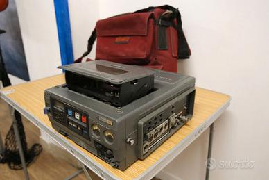Videoregistratore "portatile" VO-8800P U MATIC SP