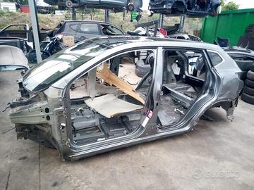 RICAMBI / TAGLIATE NISSAN QASHQAI 2015