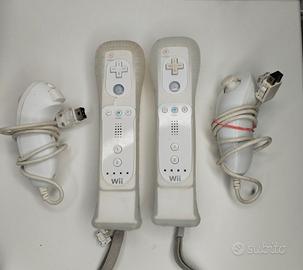 2 Controller Nintendo Wii Motion Plus è Nunchuks 