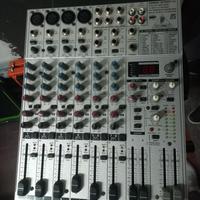 Mixer Behringer Eurotrack 1204FX