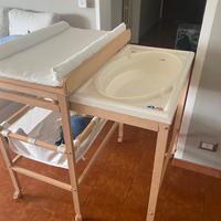 Fasciatoio con la vasca