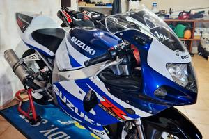 Suzuki gsxr 750 k2