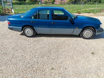 Mercedes 200E 