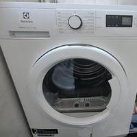 Asciugatrice Electrolux con cestello crepato
