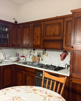 Cucina completa in legno massello