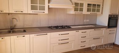 Cucina in legno di frassino 