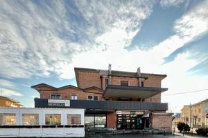 3 LOCALI A PIZZIGHETTONE