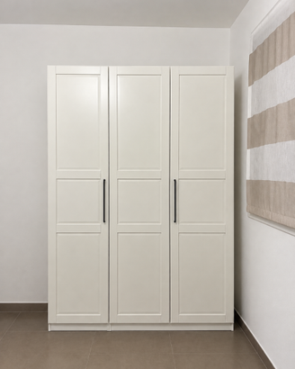 Armadio Ikea a 3 ante