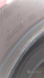 4 gomme 235/55 R 17