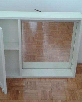 armadietto bagno color bianco