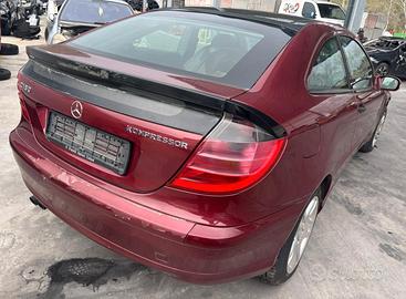 MERCEDES CLASSE C per ricambi usati