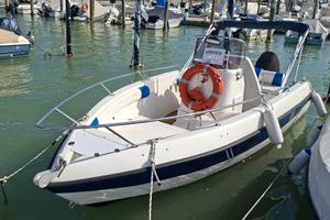 Barca Bellingardo 5 mt con fuoribordo Suzuki 40Hp