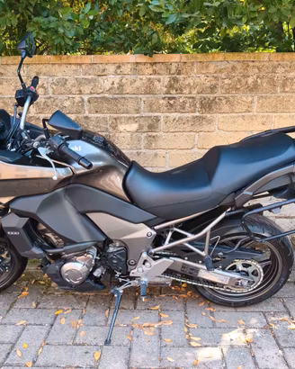 MOTO KAWASAKI VERSYS 1000 COME NUOVA