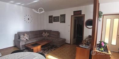 Tri/quadrilocale di 120 mq con solaio e box