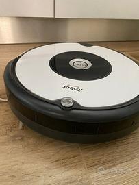 roomba bianco