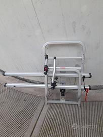 Portabici posteriore per fuoristrada.