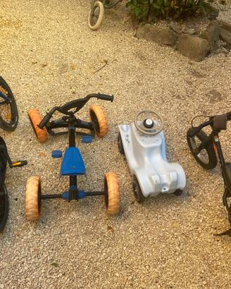 4 giochi/mezzi per bambini