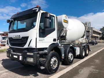 IVECO TRAKKER 500 BETONIERA