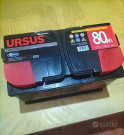 Batteria auto nuovissima senza manutenzione 80AH