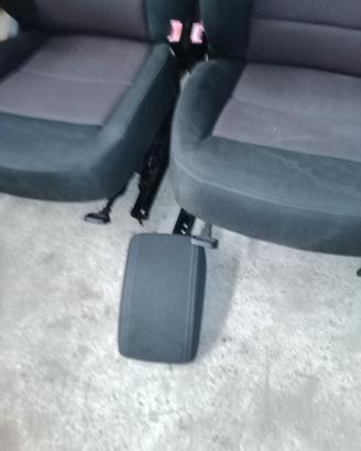 Tapezeria audi q5 anno 2010