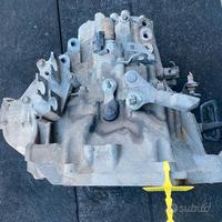 Cambio meccanico usato per Honda FR-V 2.2 CDTI