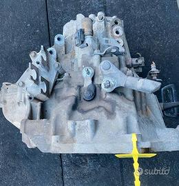 Cambio meccanico usato per Honda FR-V 2.2 CDTI