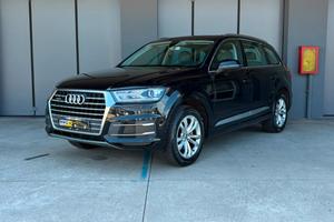 Audi Q7 3.0 tdi Business Plus quattro tiptronic