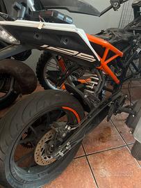 Pezzi ricambio 125 duke 2018