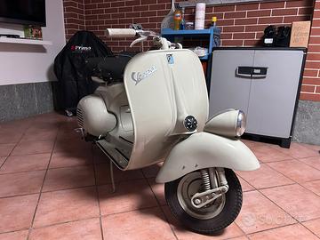 Vespa VN2T del 1956