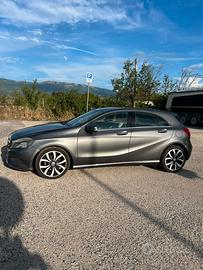 Mercedes Benz Classe A 180 W176