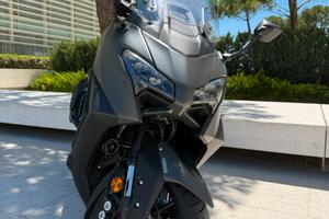 Yamaha TMAX 560cc Kamo 09/25-750km- pari al nuovo