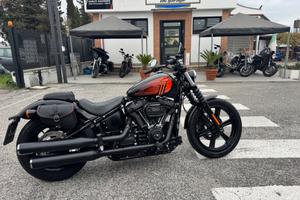 Harley-davidson Softail Street Bob 114