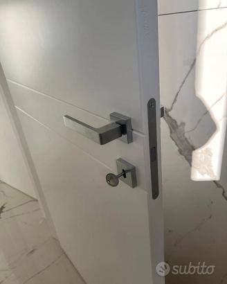 Porte interne infissi persiane Spissu ingrosso