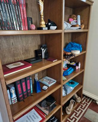 Libreria artigianale in legno massello, noce