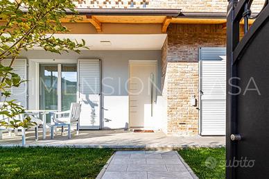Villa di 153 m² con più di 5 locali e box auto a C