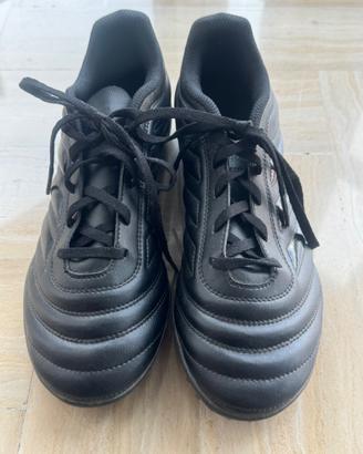 Scarpe calcio/calcetto nuove 39 e 1/3 ( us 6.5)