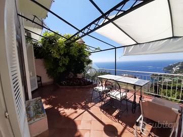 2 LOCALI A AMALFI